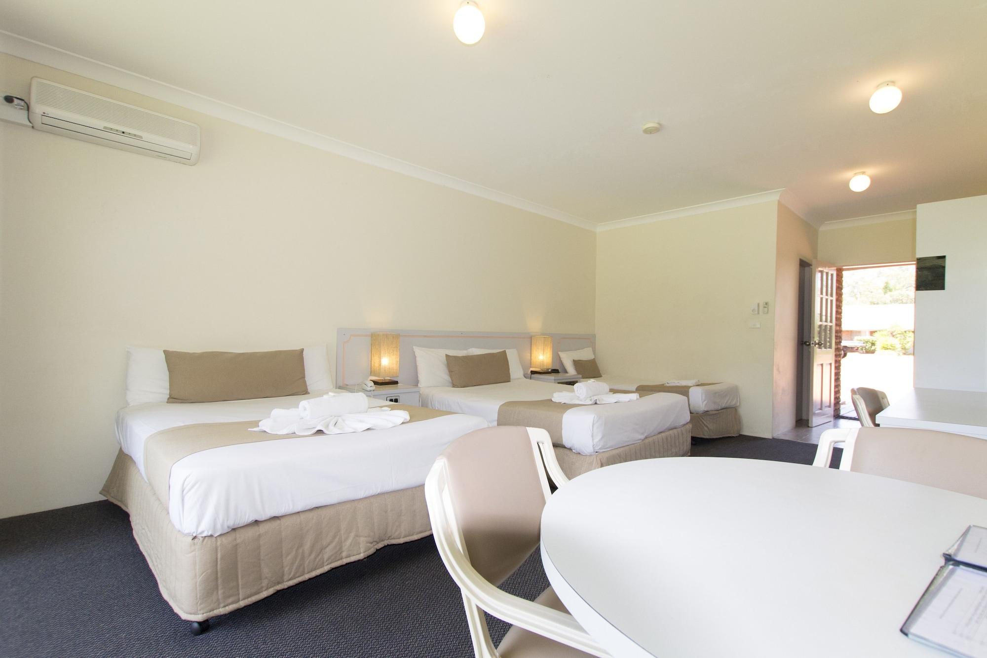 Island Palms Motor Inn Forster Dış mekan fotoğraf
