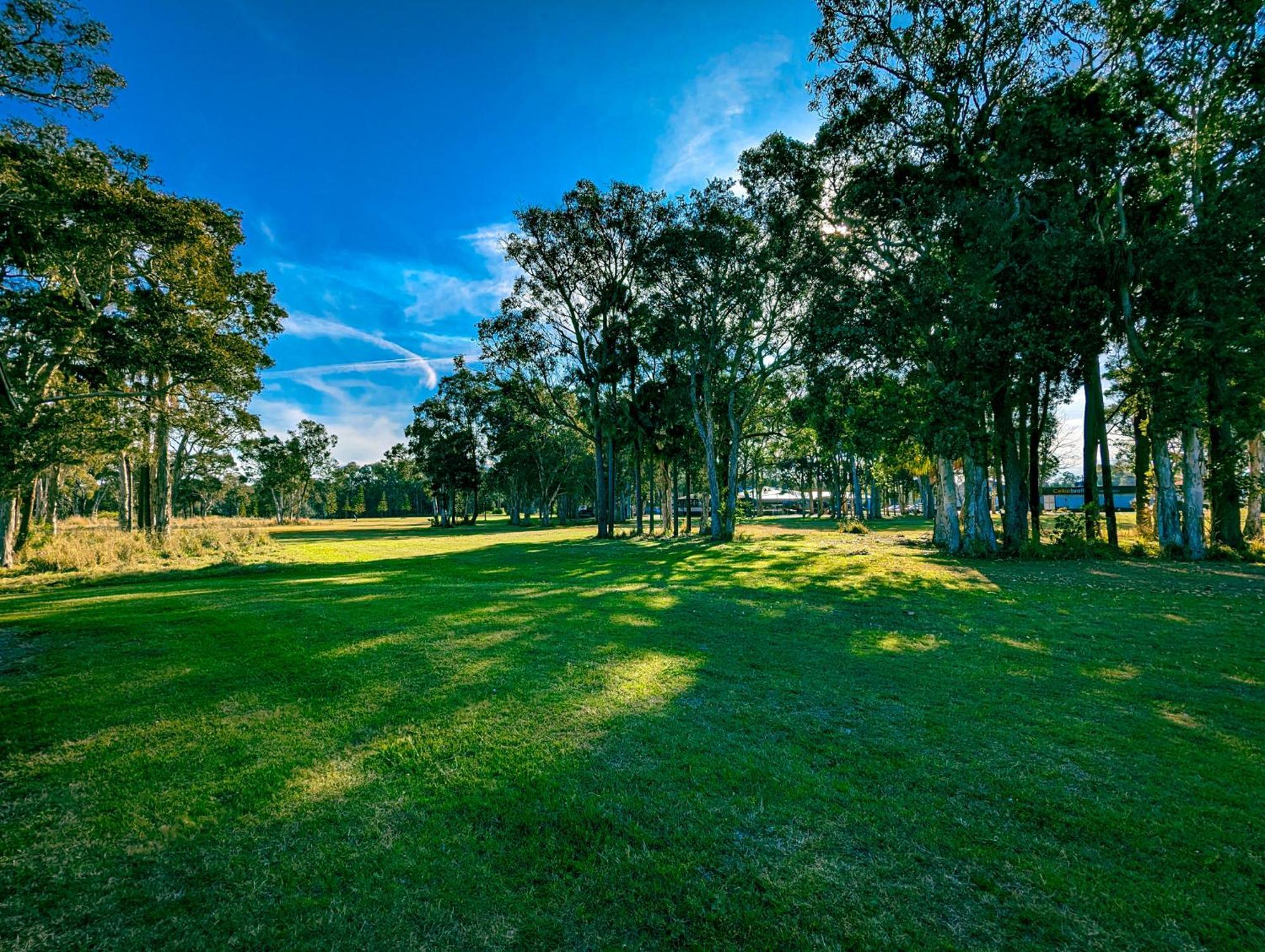 Island Palms Motor Inn Forster Dış mekan fotoğraf