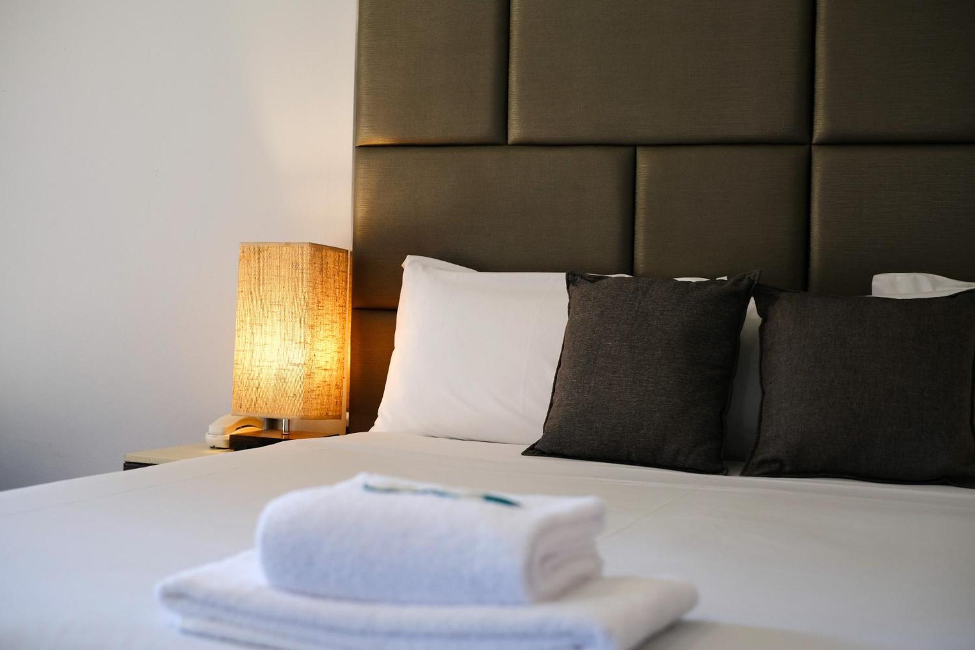 Island Palms Motor Inn Forster Dış mekan fotoğraf