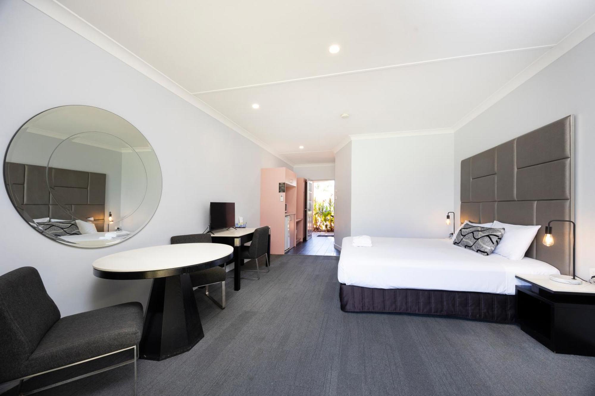 Island Palms Motor Inn Forster Dış mekan fotoğraf