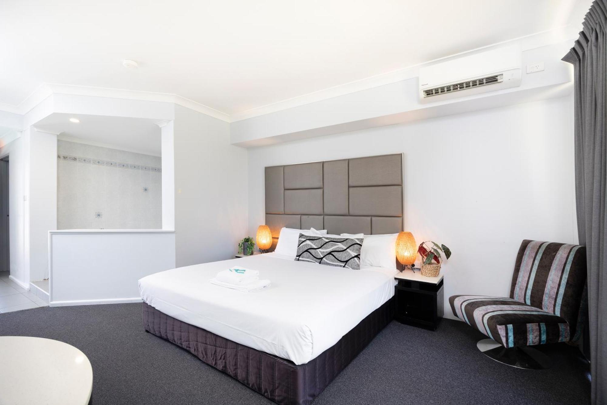 Island Palms Motor Inn Forster Dış mekan fotoğraf
