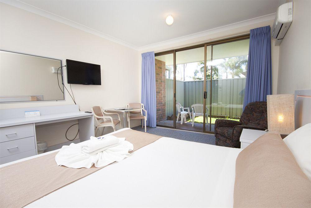 Island Palms Motor Inn Forster Dış mekan fotoğraf