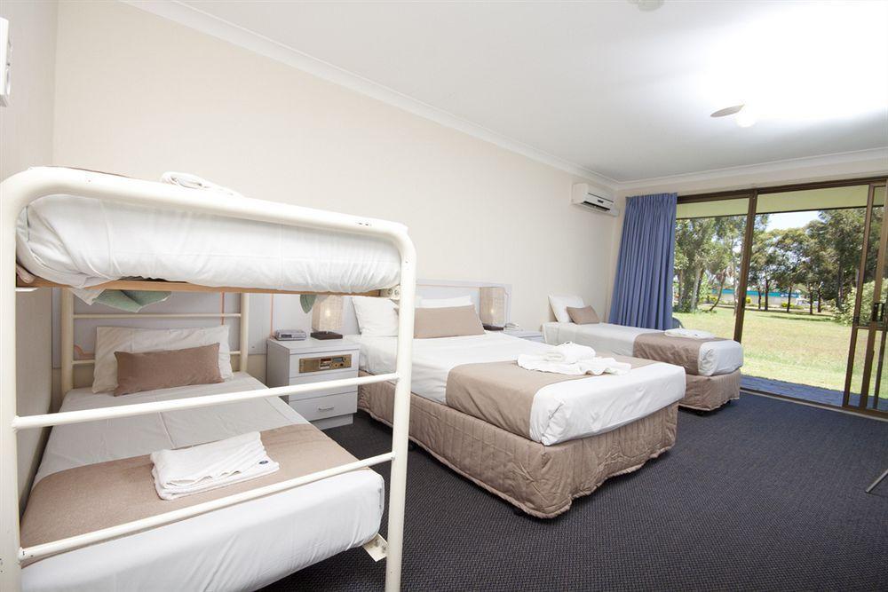 Island Palms Motor Inn Forster Dış mekan fotoğraf